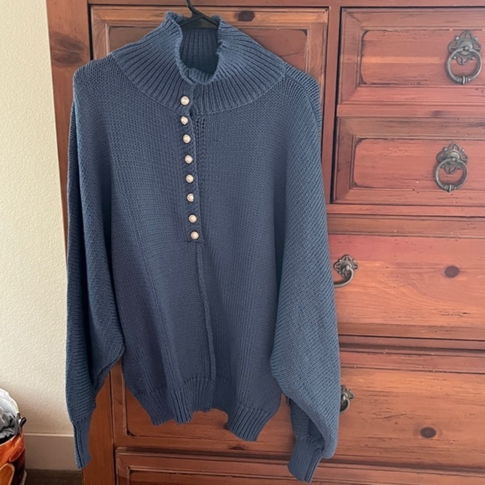 POL Pearl Mock Neck Blue Sweater Size Large NWOT